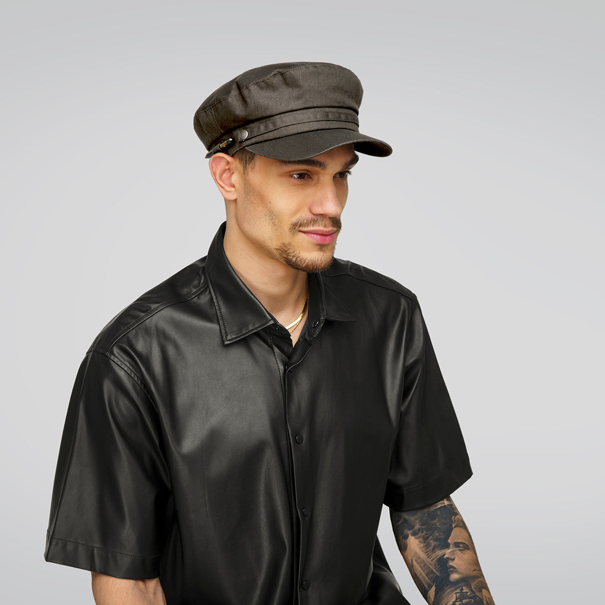 Bailey 1922 Crusoe fisherman cap in black, side view